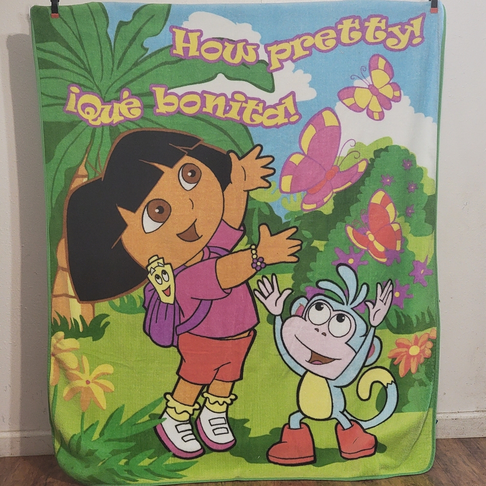 2006 Dora The Explorer & Boots Plush Blanket Throw "How Pretty" 46x56 - VGUC